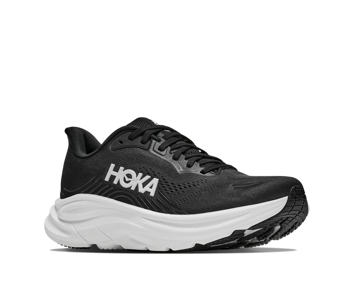 HOKA Clifton 11