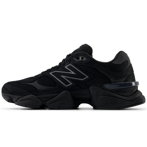 9060 Nero | Castlerock