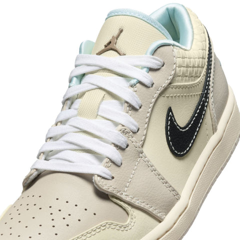 Jordan 1 Low SE Sanddrift | Glacier Blue