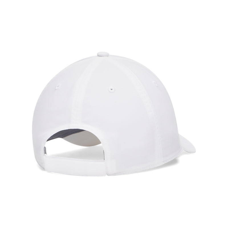 Poliestere resistente